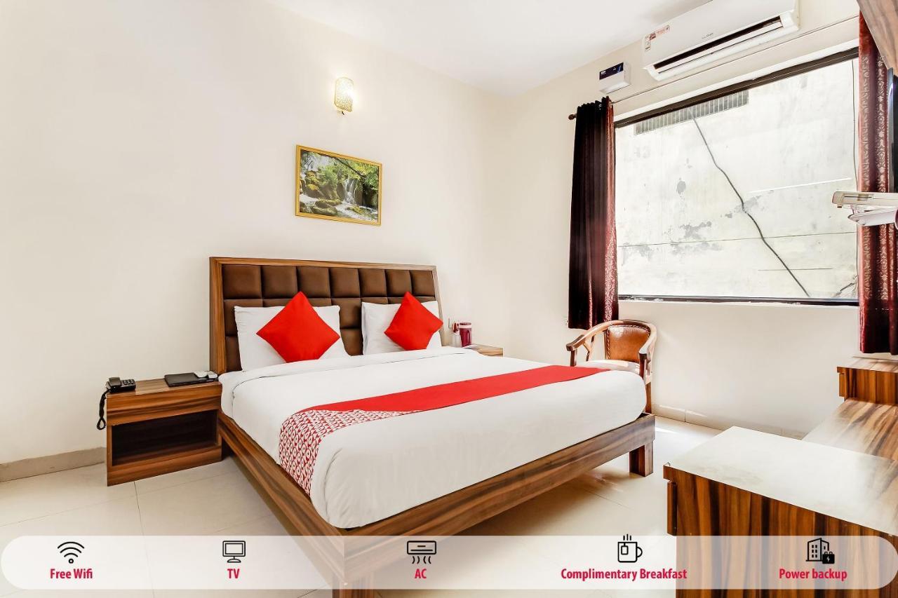 Oyo 10213 Hotel Panache Mathura Exterior photo